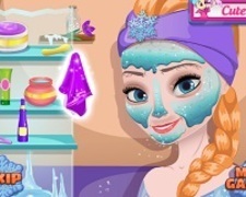 Elsa se relaxeaza la spa